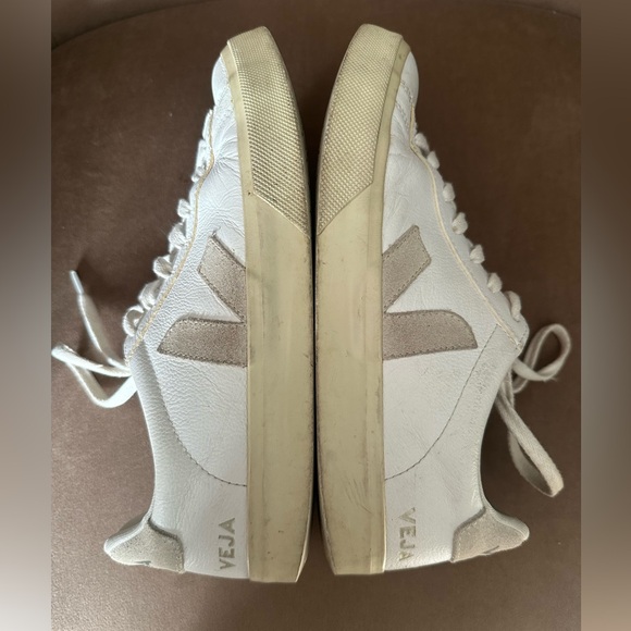 Veja Campo Women's White and Cream Sneakers - Picture 6 of 7